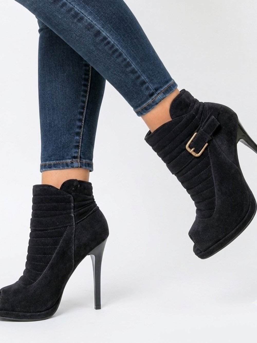 ​QUPID Black Faux Suede Peep Toe Platform Ankle Booties Heel Buckle Size 7.5